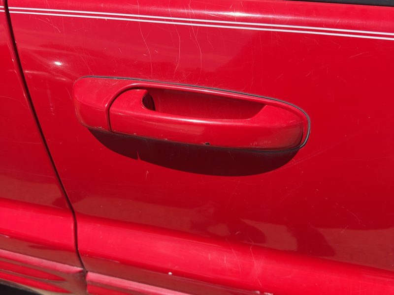 2000-2004 Jeep Grand Cherokee Outside Door Handle RH