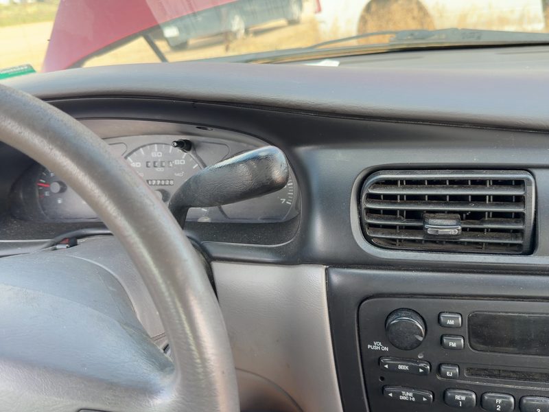 2000-2002 Ford Taurus(see Also Taurus X) Dash Panel