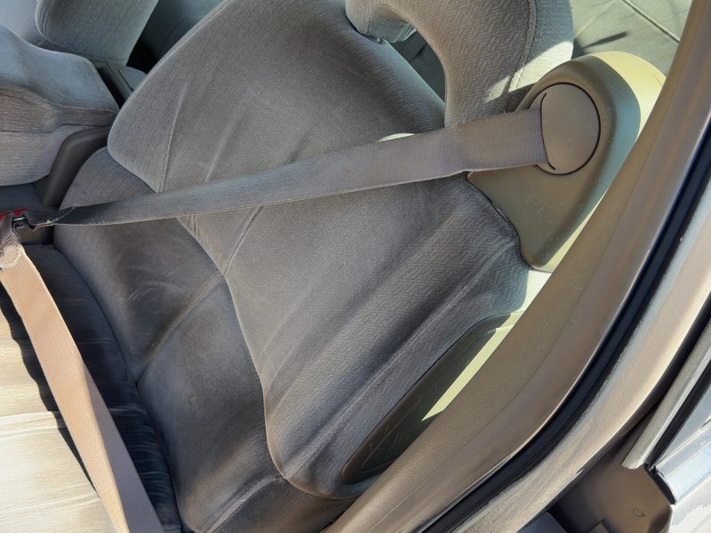 2000-2005 Buick Lesabre (80 & Up) Front Seat Belt LH