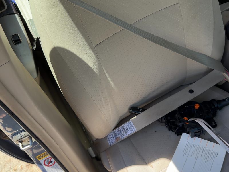 2004-2009 Toyota Prius Front Seat Belt RH