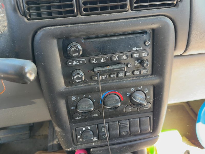 2000 Chevrolet Venture Dash Panel