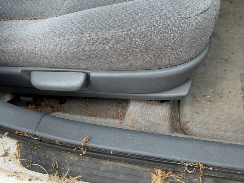 2000 Toyota Camry Seat Track RH