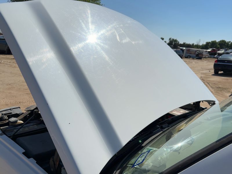 2005-2007 Chevrolet 2500 Silverado Pickup Hood