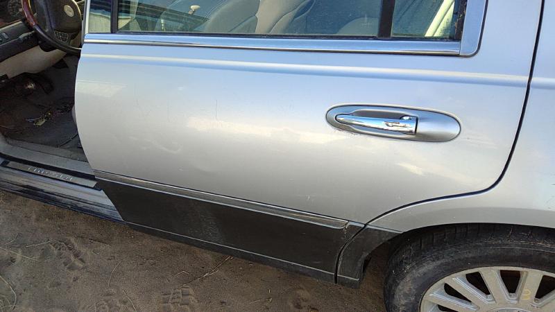 1998-2011 Linc & Town (also See Cont 82 Up) Rear Door LH