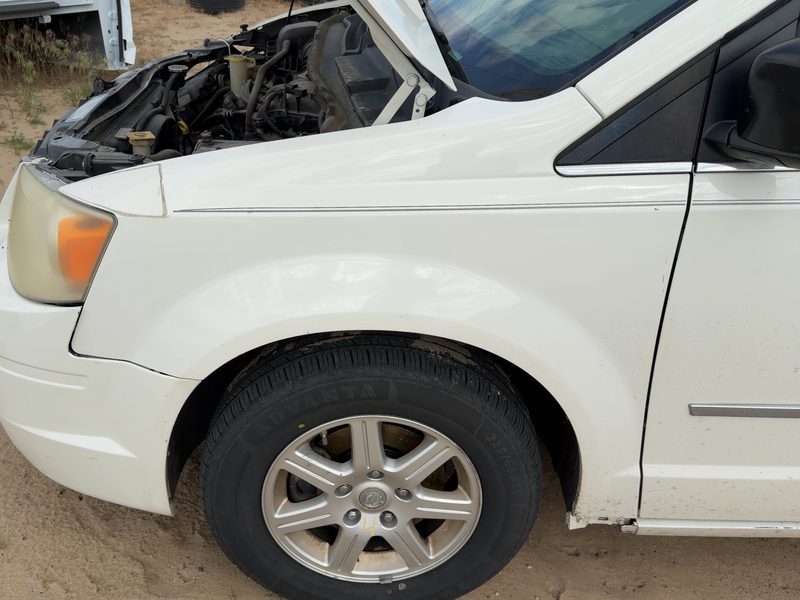 2008-2020 Chrysler Town & Country Fender LH