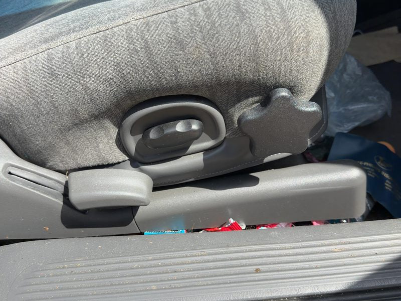 2005 Buick Lesabre (80 & Up) Seat Track RH