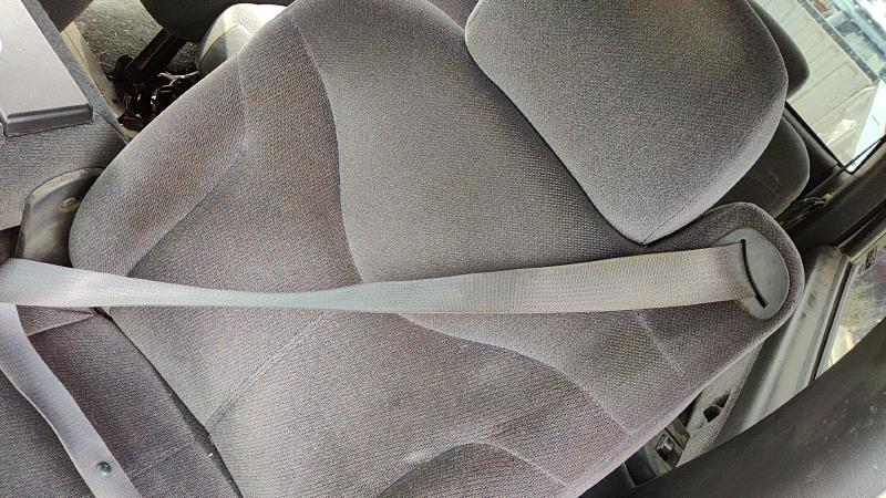 2001-2002 GMC Sierra 2500 Pickup Front Seat Belt