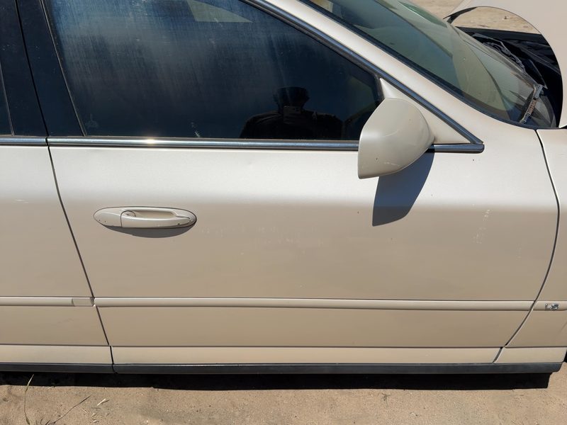2000-2002 Lincoln LS Front Door RH