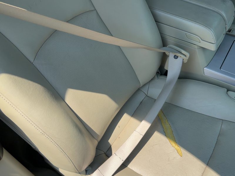 2003-2005 Infiniti FX Series Front Seat Belt RH