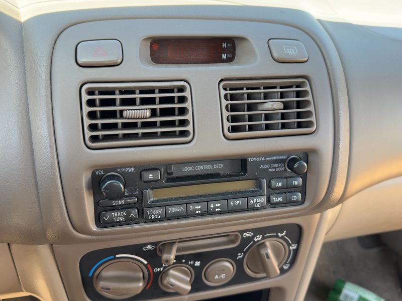 1998-2002 Toyota Corolla (also See FX 87-88) Dash Panel