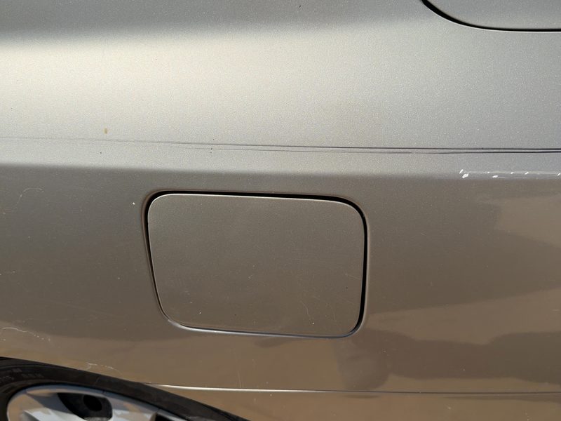 2001-2006 Hyundai Elantra Fuel Tank Door