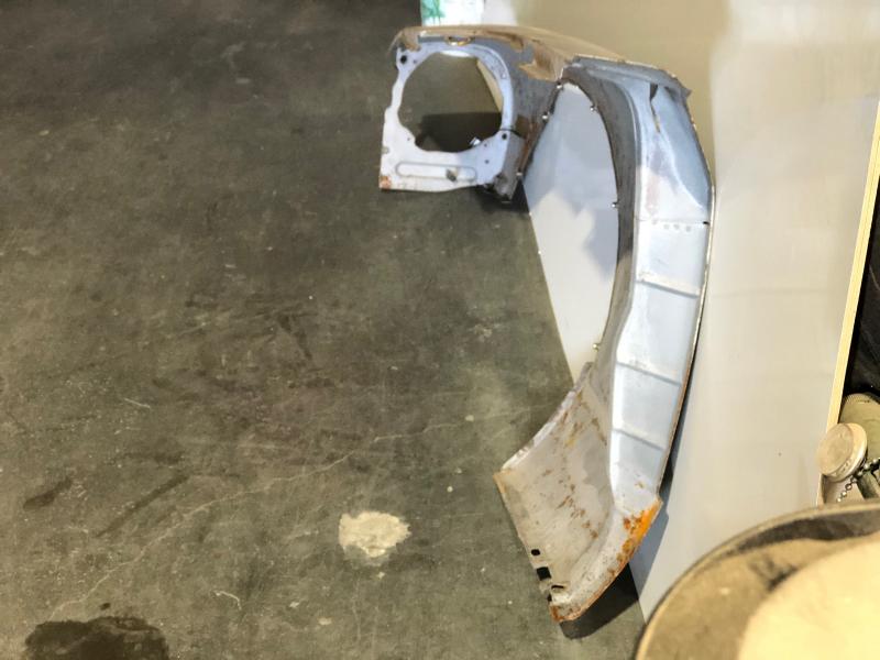 1970-1978 Nissan 240z Fender RH
