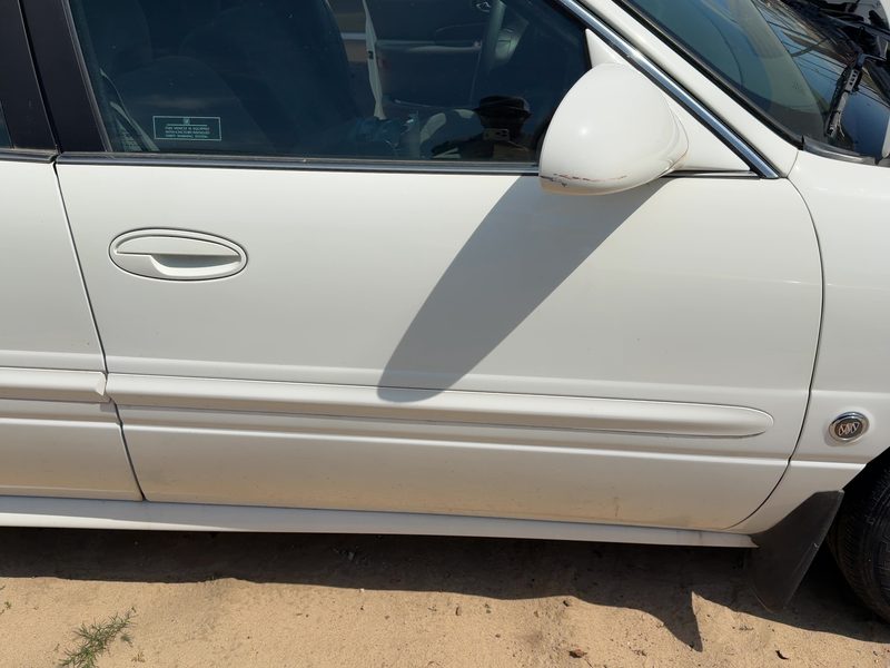 2000-2005 Buick Lesabre (80 & Up) Front Door RH