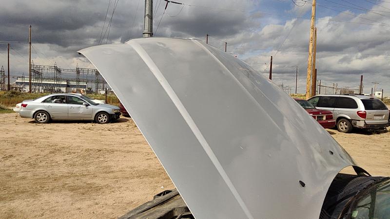 2003-2005 Lincoln Aviator Hood