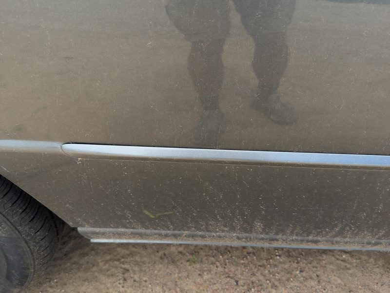 1998-2004 Cadillac Seville Rear Door Moulding RH