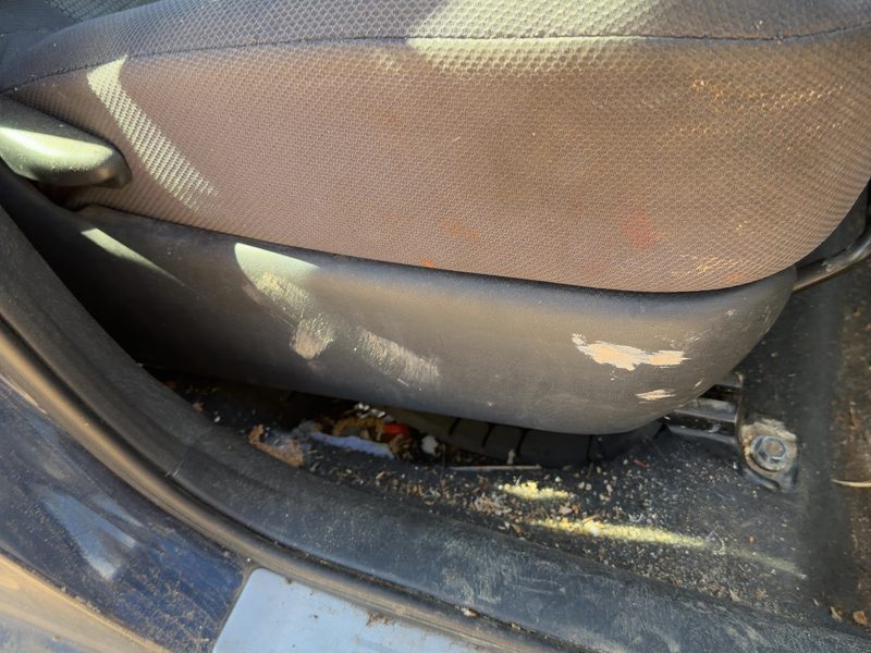 2005 Toyota Matrix Seat Track RH