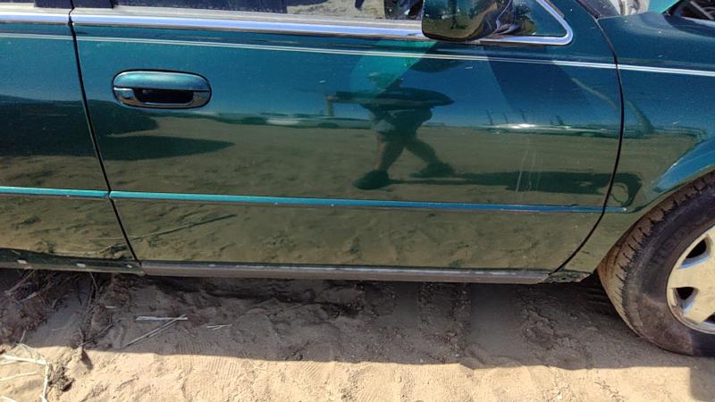 1998-2004 Cadillac Seville Front Door RH