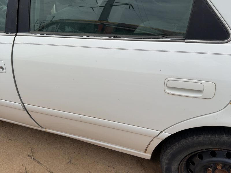1997-2001 Toyota Camry Rear Door LH