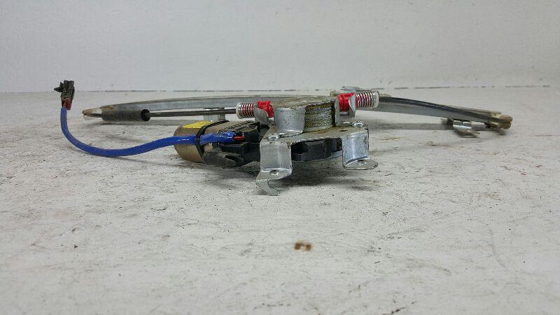 1998-2004 Nissan Xterra Front Door Regulator LH