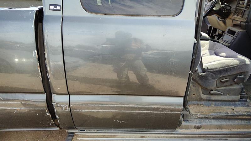 1999-2007 GMC Sierra 2500 Pickup Rear Door RH