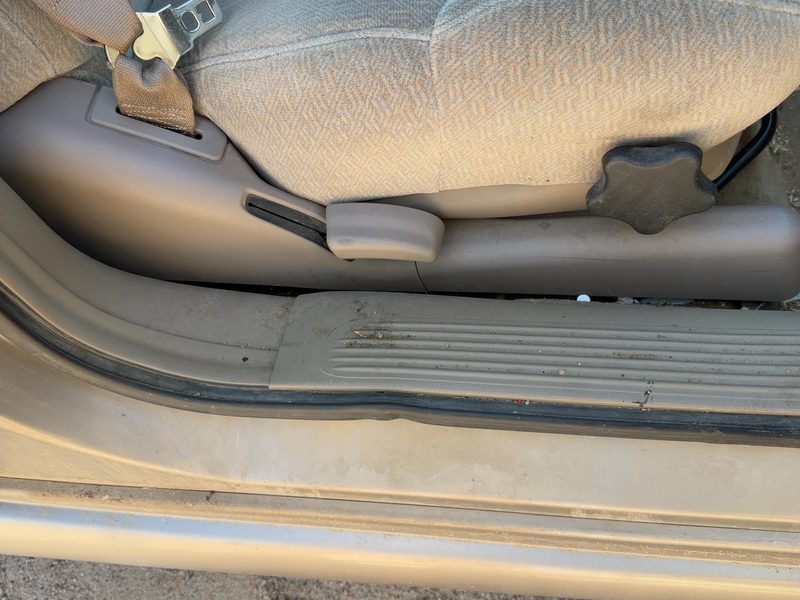 2001 Buick Lesabre (80 & Up) Seat Track RH