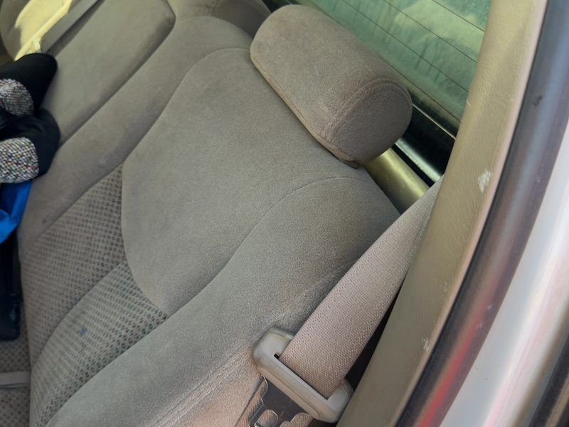 2005 Chevrolet 2500 Silverado Pickup Rear Seat Belt RH