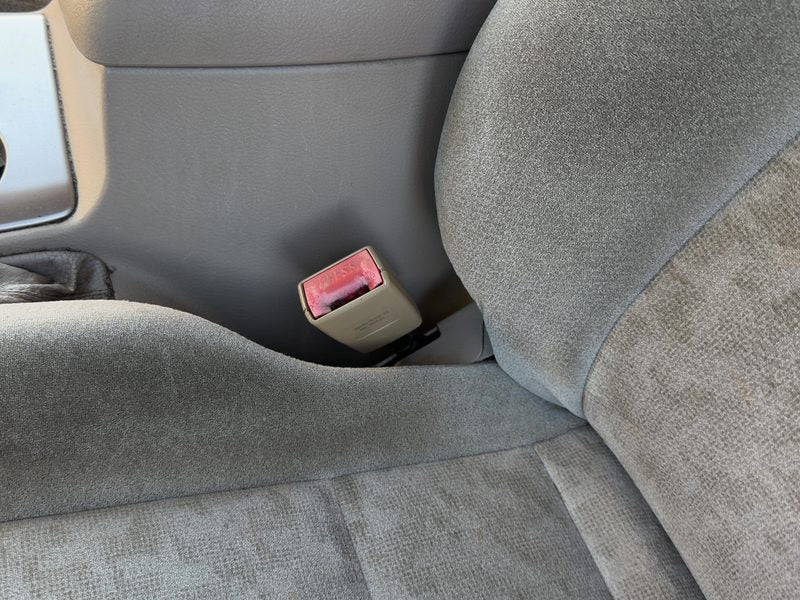 2003-2009 Kia Sorento Front Seat Belt LH
