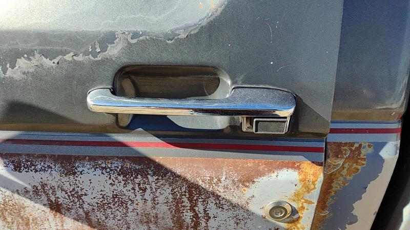 1989 Ford Pickup F150 Series Outside Door Handle LH
