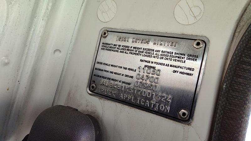 1996 Isuzu Truck (big Truck) Vehicle Unit Complt.