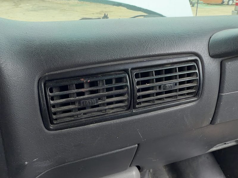 1996-2002 Chevrolet Van Express 2500 Series Dash Panel