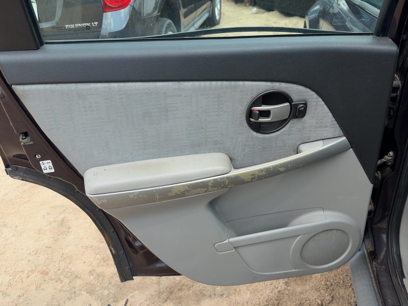 2006 Chevrolet Equinox Rear Door Trim Panel LH