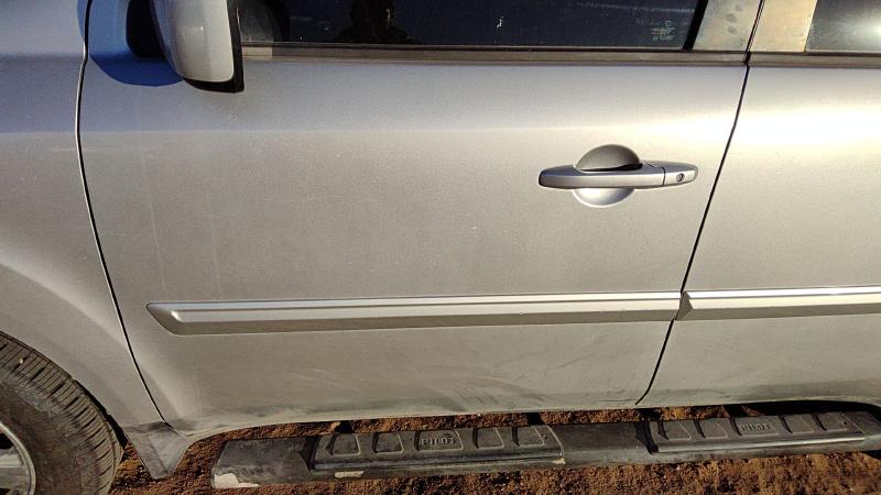 2009-2015 Honda Pilot Front Door LH