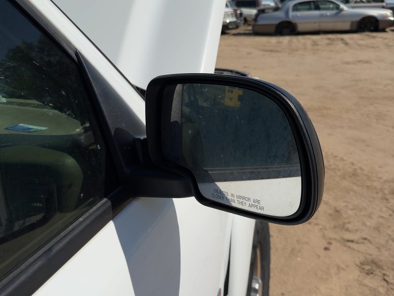 2003-2007 Chevrolet 2500 Silverado Pickup Door Mirror RH
