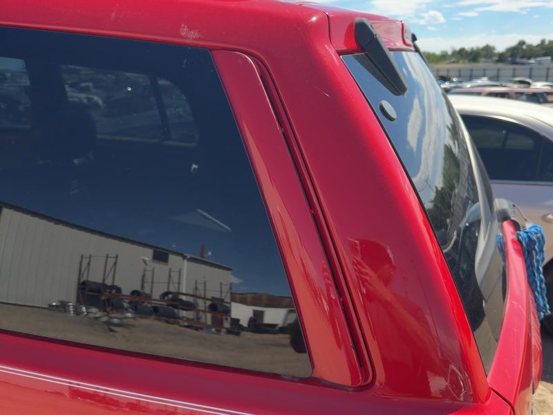 2000 Jeep Grand Cherokee Quarter Panel Moulding LH