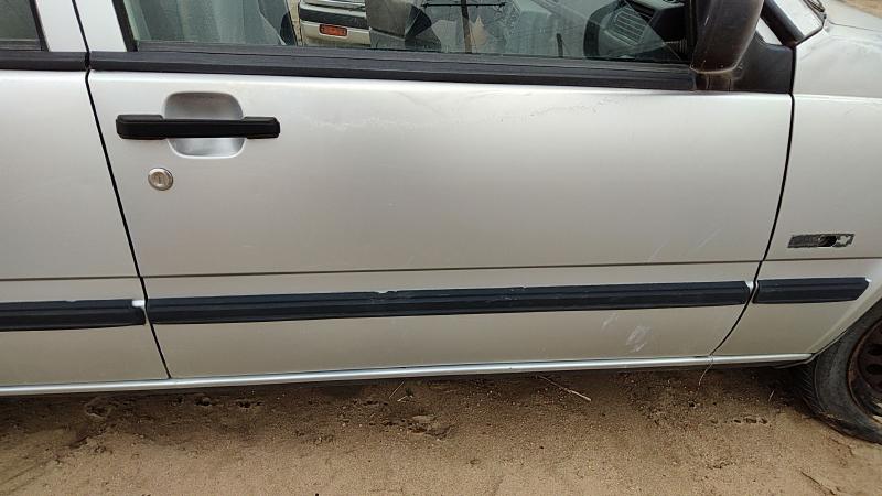 1985-1995 Volvo 740 Front Door RH
