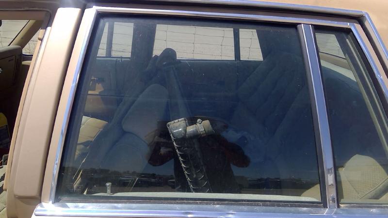 1980-1990 Oldsmobile Eighty-eight (80 & Up) Rear Door Glass/Window LH