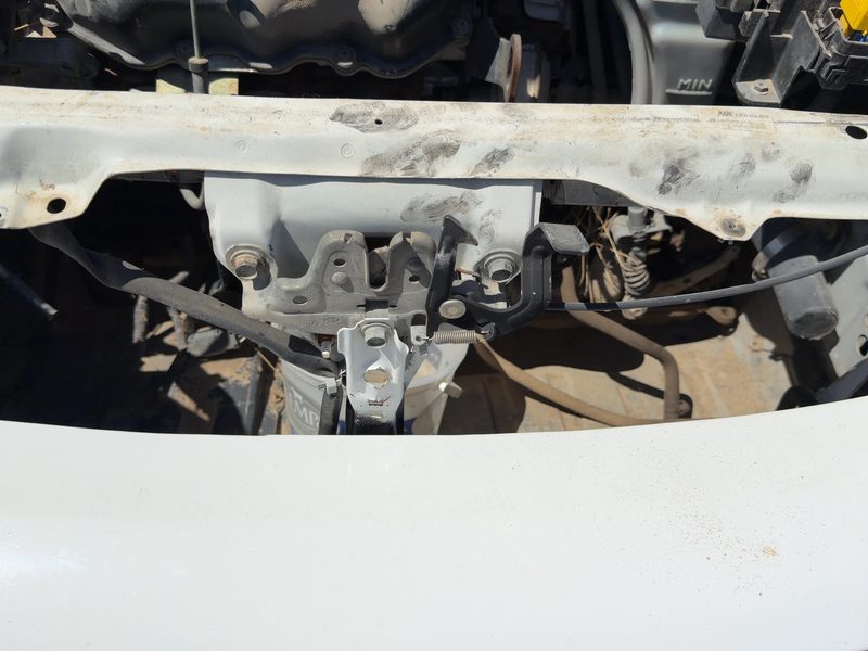 1993-1997 Mercury Villager Radiator Support