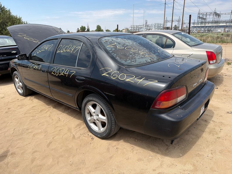 1998 Nissan Maxima Vehicle Unit Complt.