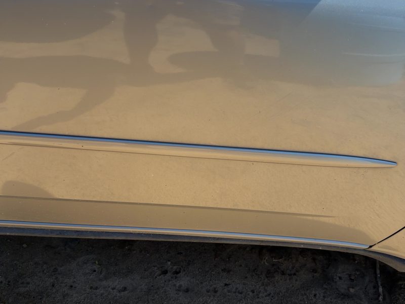 2005-2010 Pontiac G6 Front Door Moulding RH