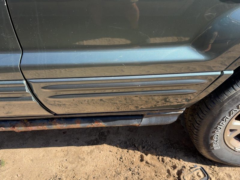 1999-2004 Jeep Grand Cherokee Rear Door Moulding LH