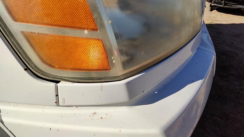 2004 Nissan Titan Fender Moulding RH