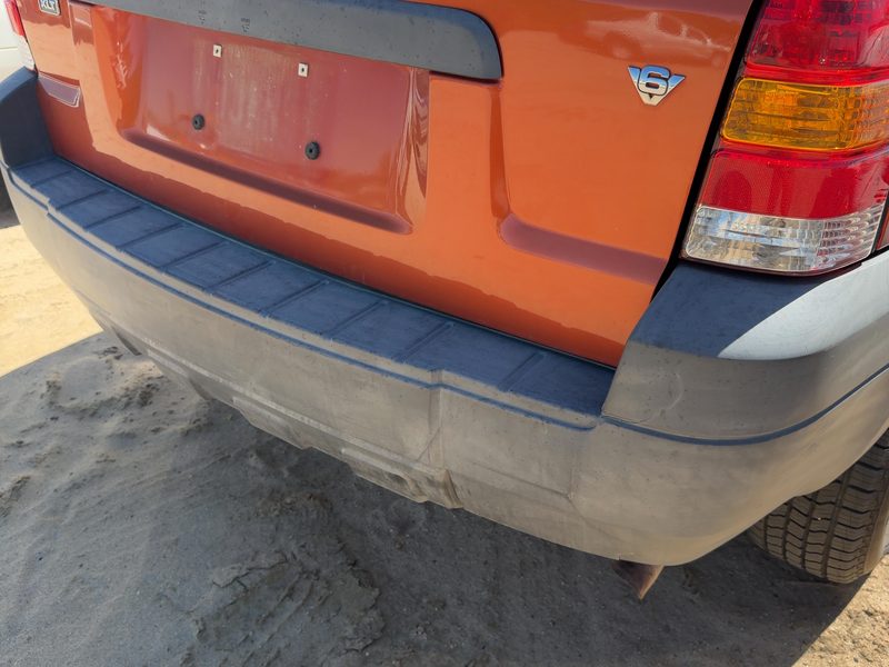 2005-2007 Ford Escape Rear Bumper Assembly