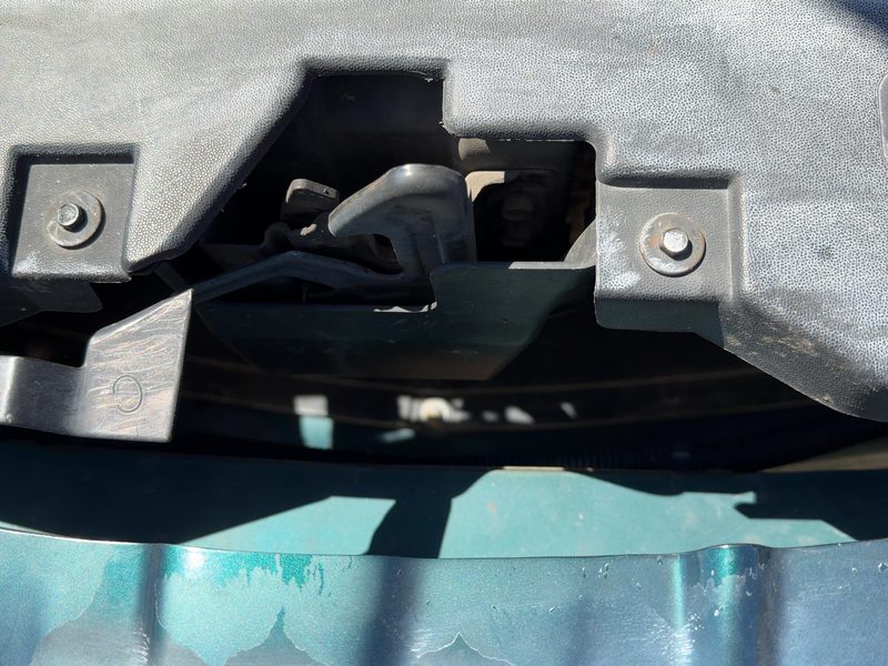 1994-1999 Lumina (also See Lumvan) Radiator Support