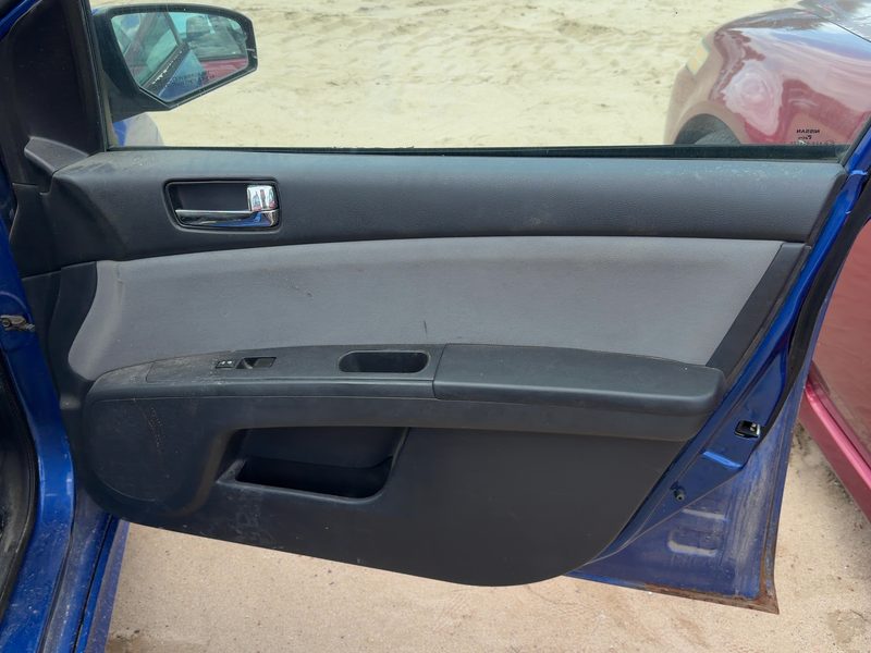 2010-2012 Nissan Sentra Front Door Trim Panel RH