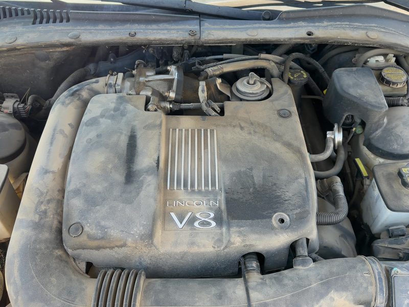 2000-2002 Lincoln LS Engine Cover