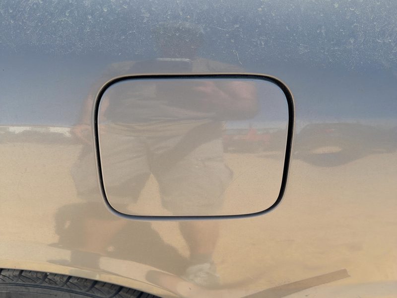 1997-2001 Toyota Camry Fuel Tank Door