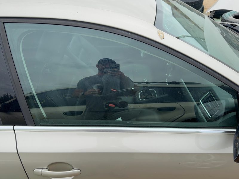 2011-2018 Jetta Except Gli Front Door Glass/Window RH