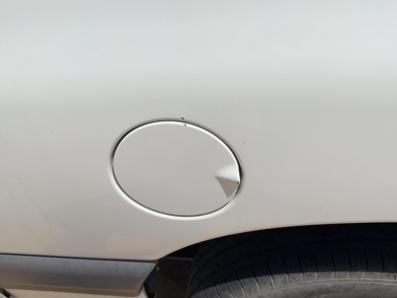 1996-2000 Chrysler Town & Country Fuel Tank Door