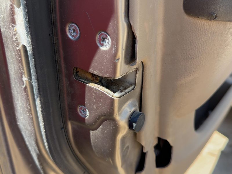 2002-2006 Honda Crv Front Door Latch LH