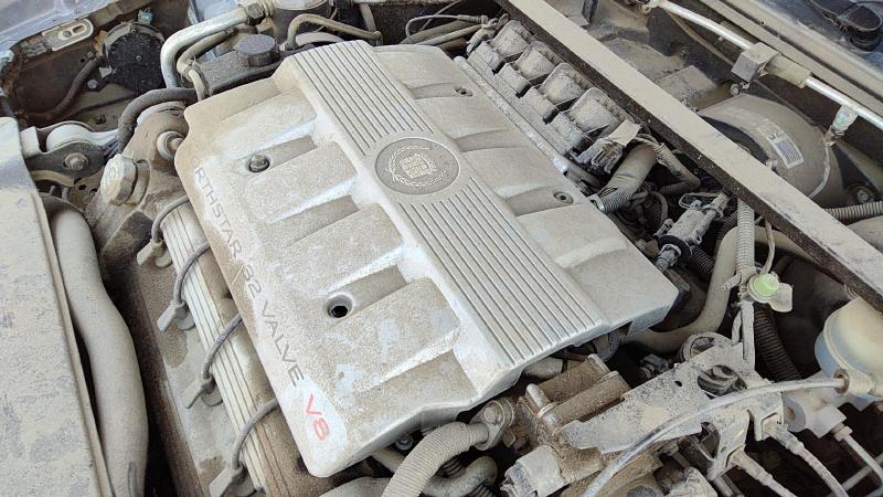 1999 Cadillac Deville (80 & Up) Engine Cover